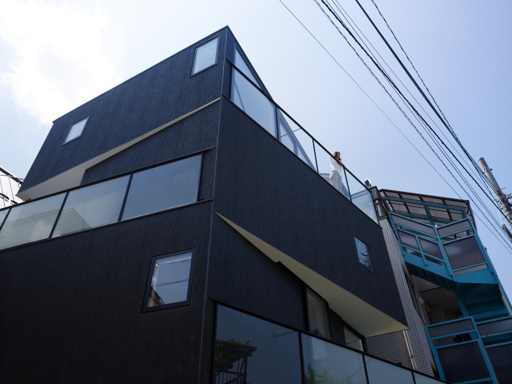 Tokyo Balconies / KINO Architects