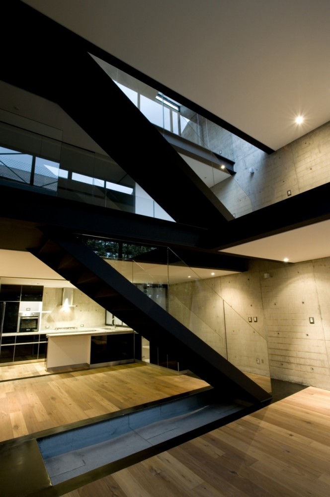 Aristoteles 235 / Santiago de la Mora, Fernando Martinez & JCK