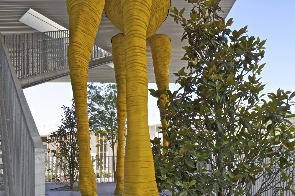 Giraffe Childcare Center / Hondelatte Laporte Architectes
