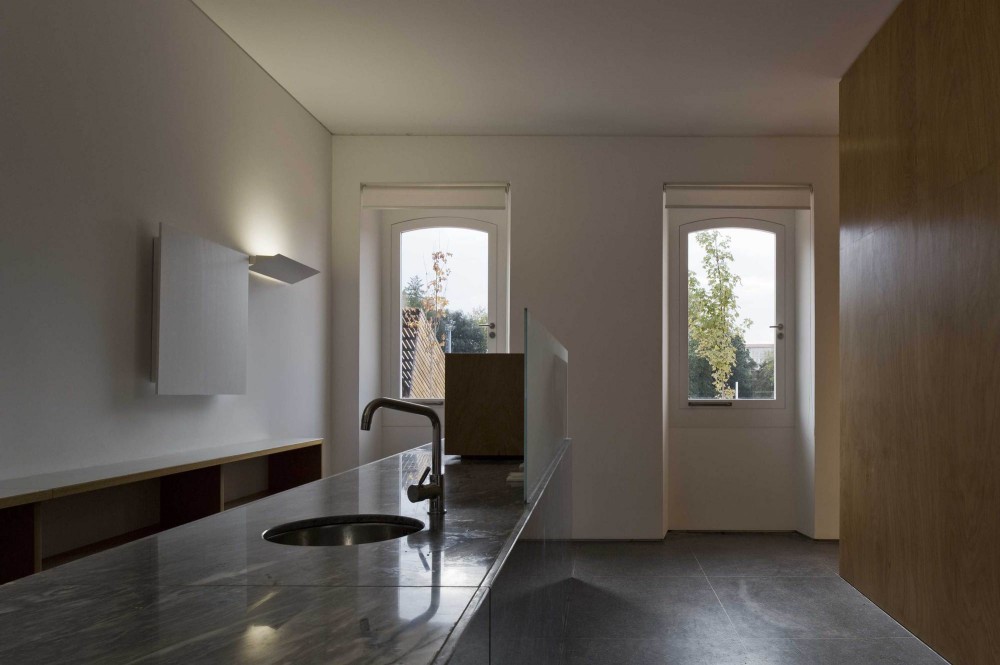 Santa Cruz Field / José Cabral Dias + Luís Miguel Correia