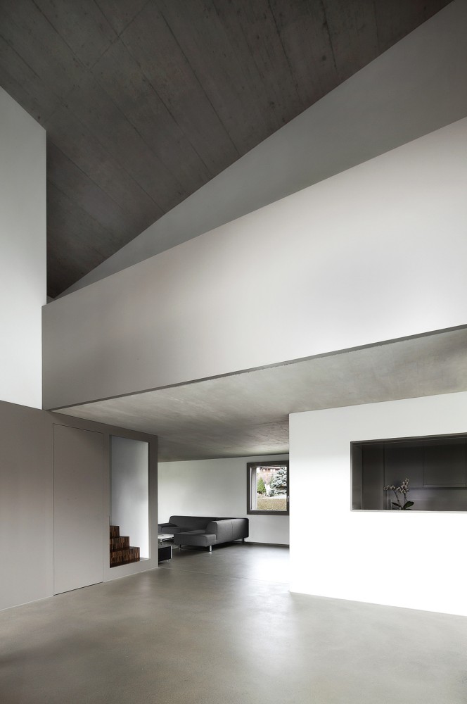 Haus am Bach / Dolmus Architekten