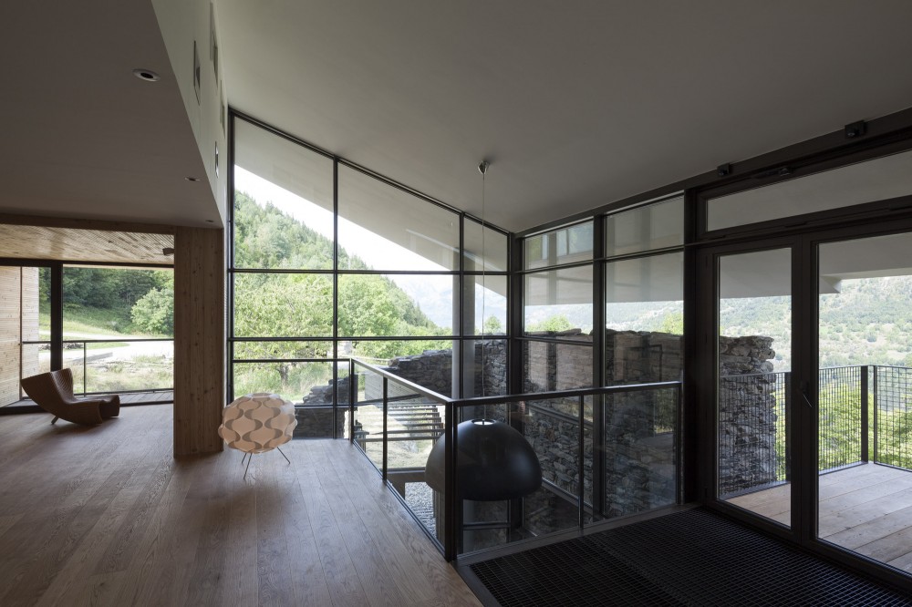 Mineral Lodge / Atelier d’Architecture Christian Girard