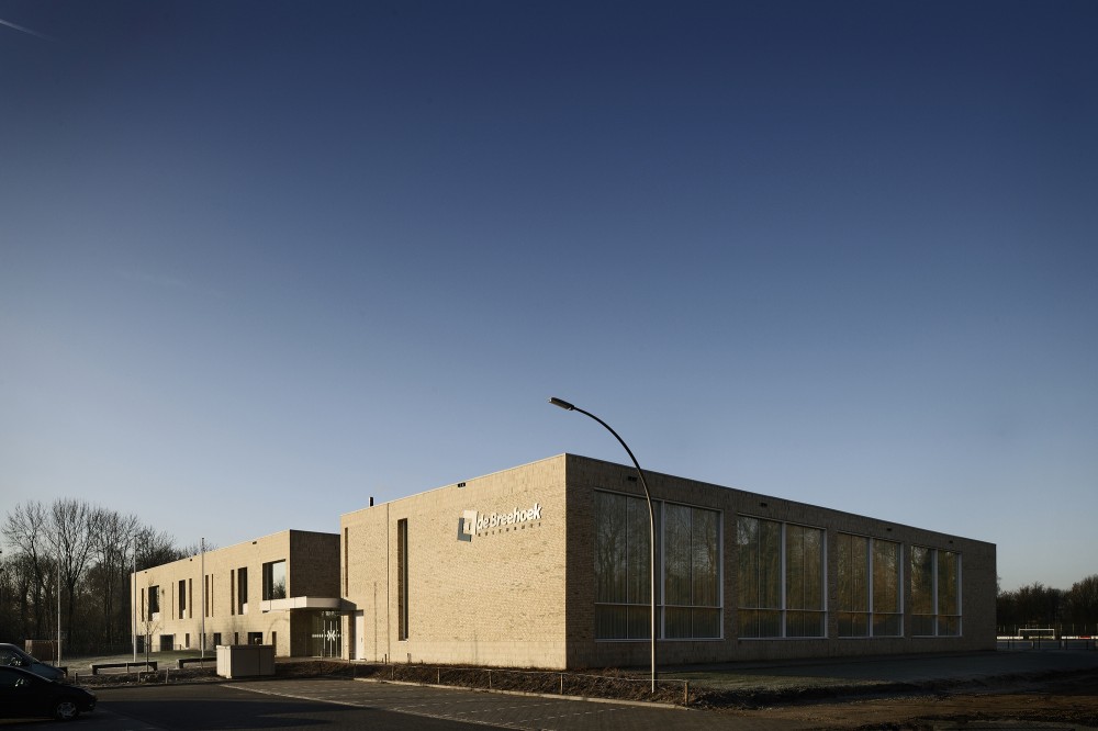 Scherpenzeel Multifuntional Complex / Koppert + Koenis Architects