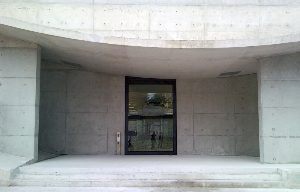 Shop & Trade / Kokkinou-Kourkoulas Architects