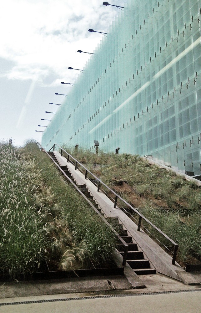 Shop & Trade / Kokkinou-Kourkoulas Architects