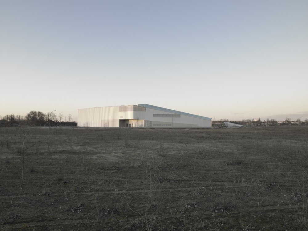 North Laser Center / blauraum