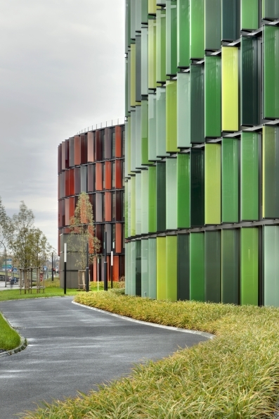 Cologne Oval Offices / Sauerbruch Hutton