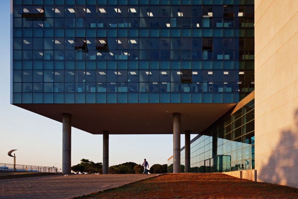 Legislative Chamber of the Federal Distric / Projeto Paulista Arquitetura