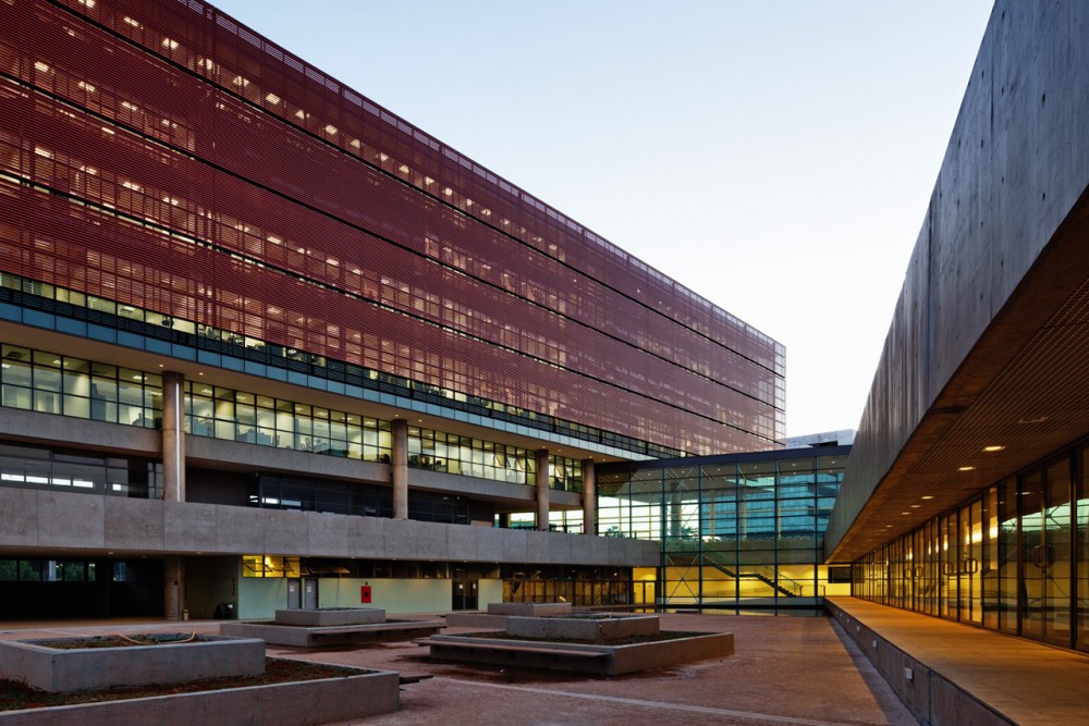 Legislative Chamber of the Federal Distric / Projeto Paulista Arquitetura