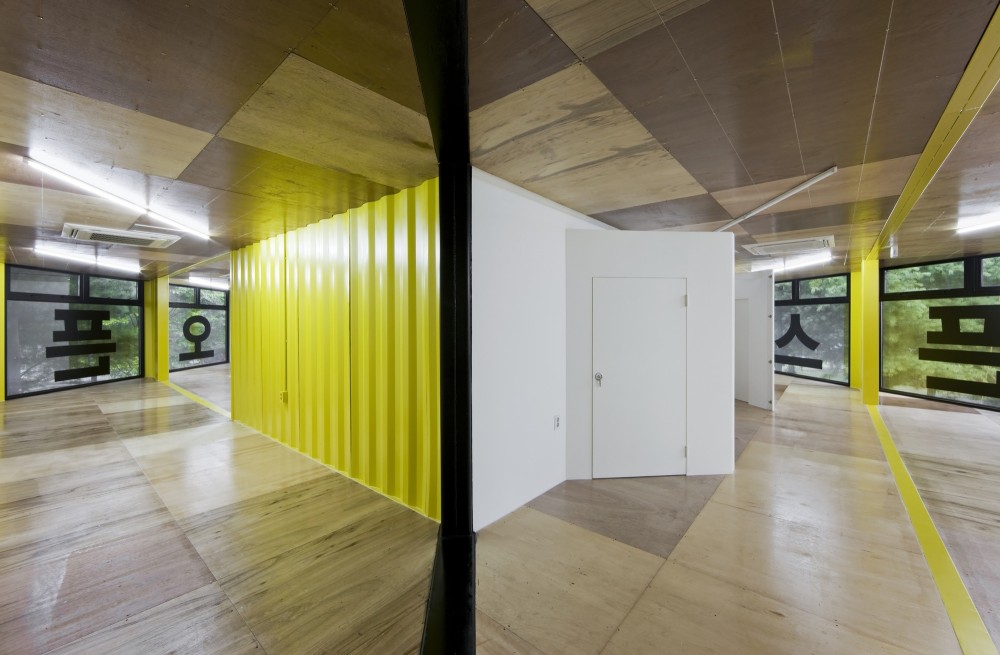 APAP OpenSchool / LOT-EK Architecture & Design