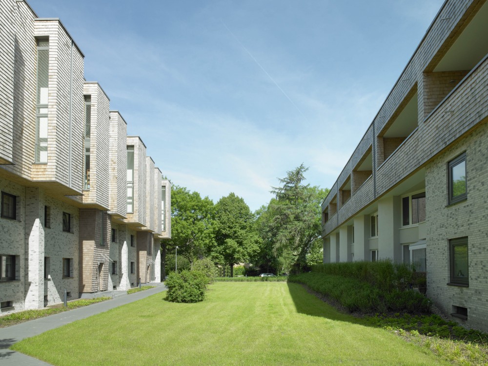 Treehouses Bebelallee / blauraum