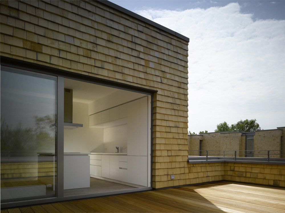 Treehouses Bebelallee / blauraum