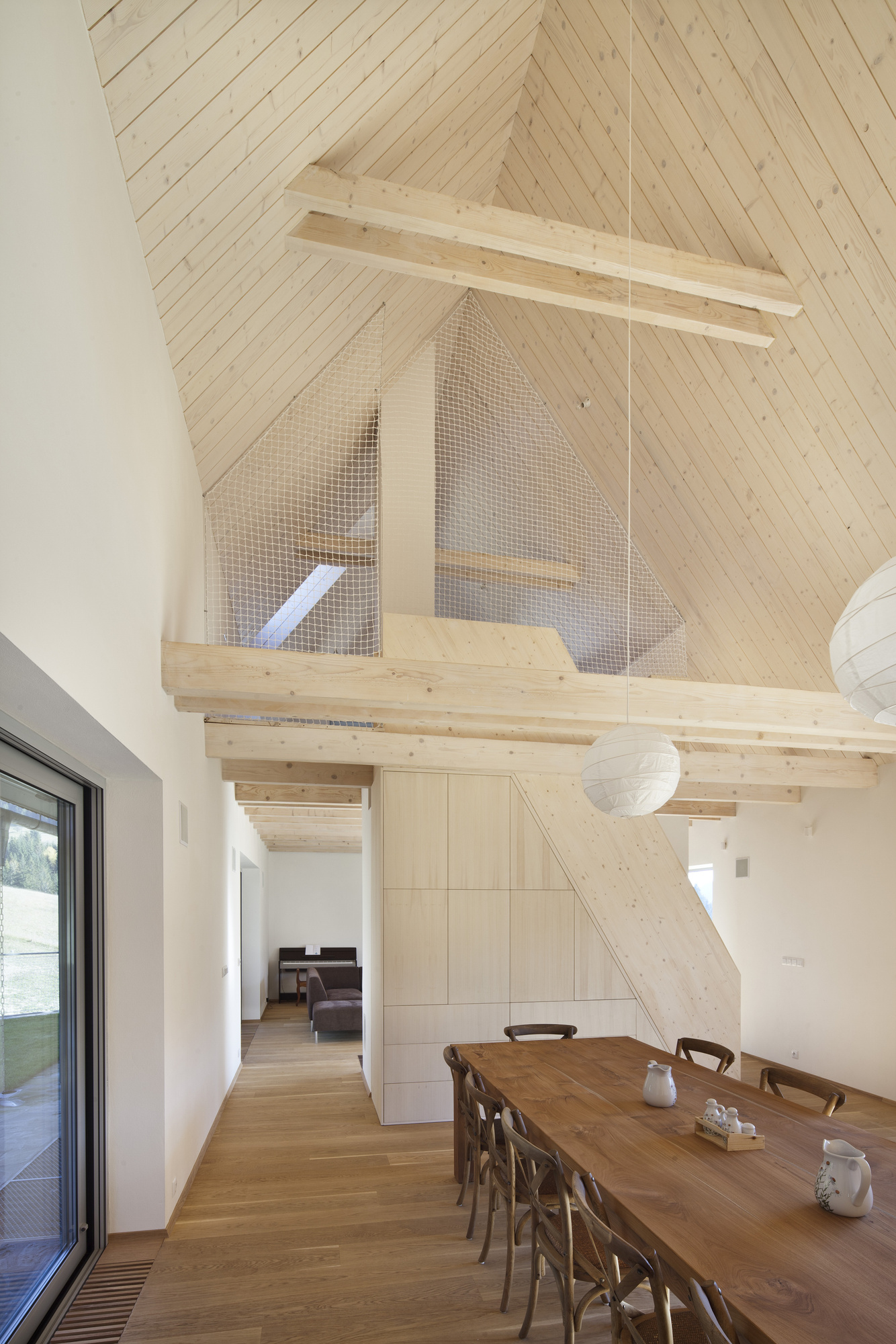 50f50f70b3fc4b262a000185_family-house-in-orava-a-lt-architekti_a-lt_architekti_orava_07.jpg