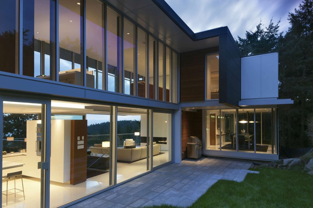 House 4249 / DGBK Architects