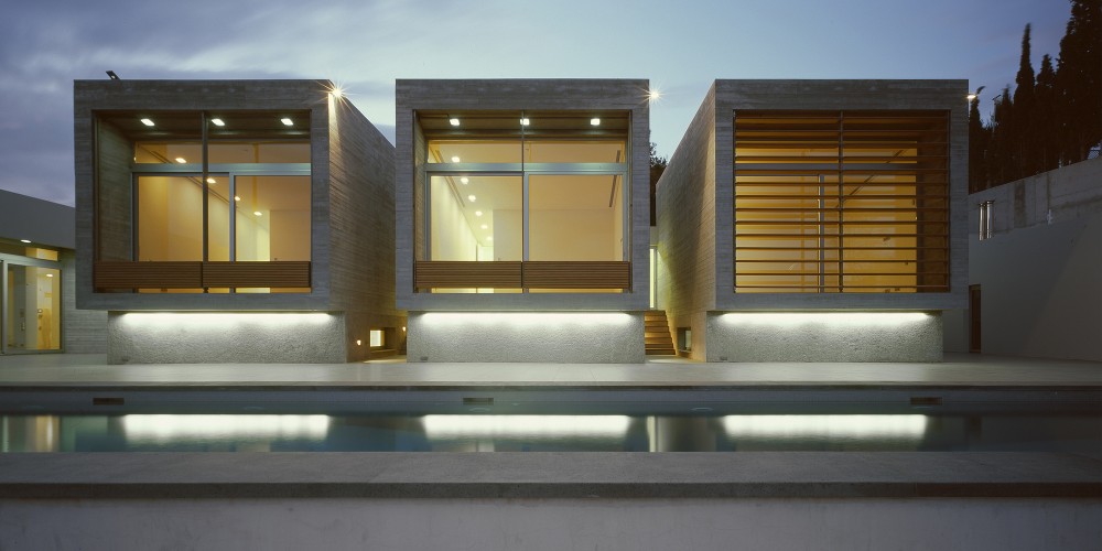 Kavouri Residences / Kokkinou-Kourkoulas Architects