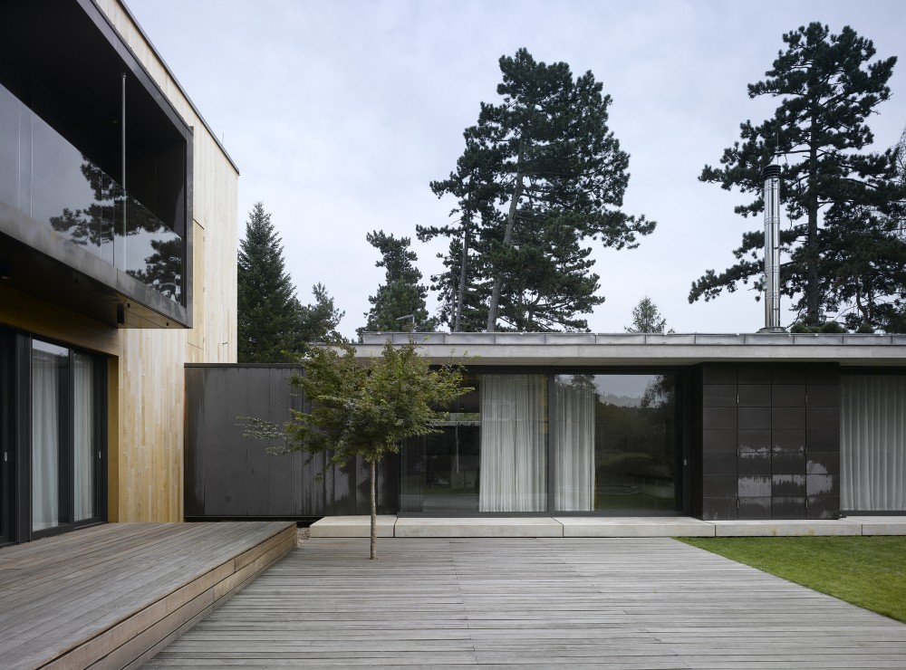 Family House in Černošice / Studio Pha