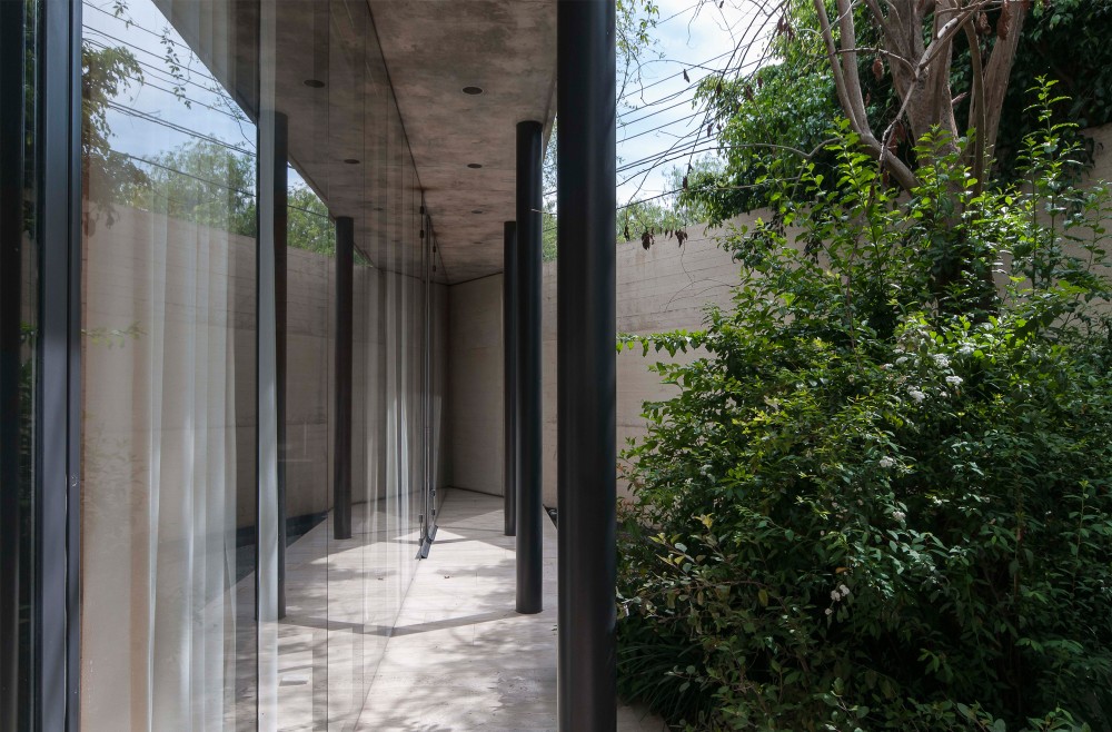 Spa Querétaro / Ambrosi I Etchegaray