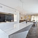 7 Units Housing Building / Metaform Architecture © Steve Troes