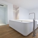 7 Units Housing Building / Metaform Architecture © Steve Troes