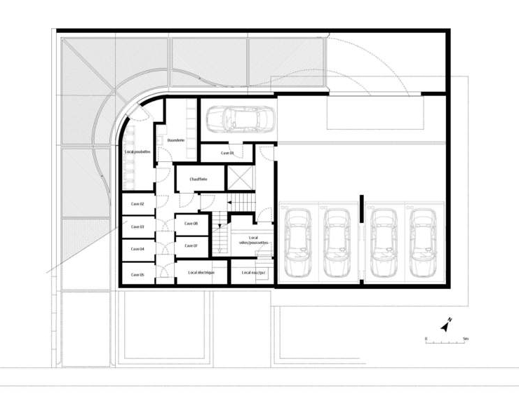 7 Units Housing Building / Metaform Architecture