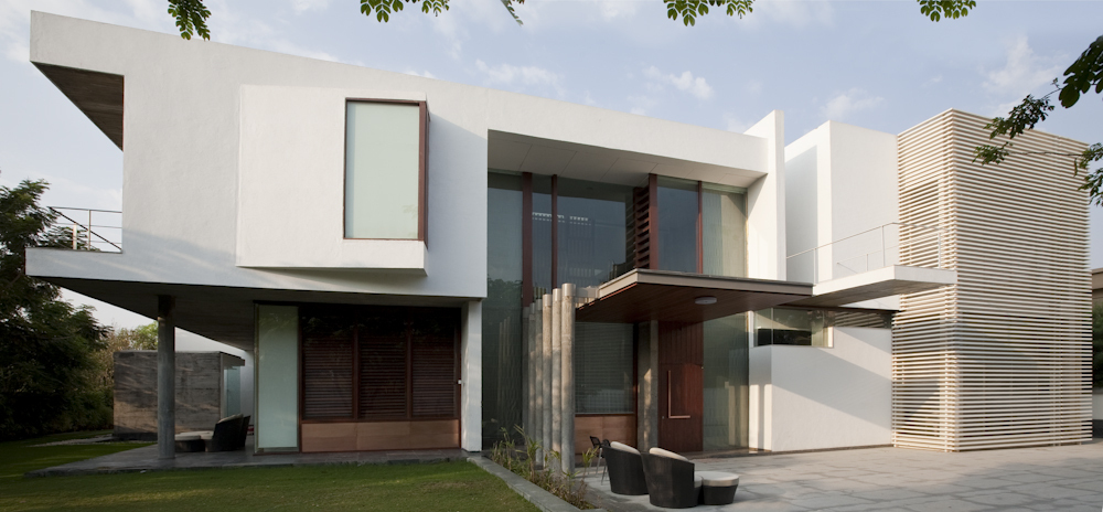 Poona House / Rajiv Saini