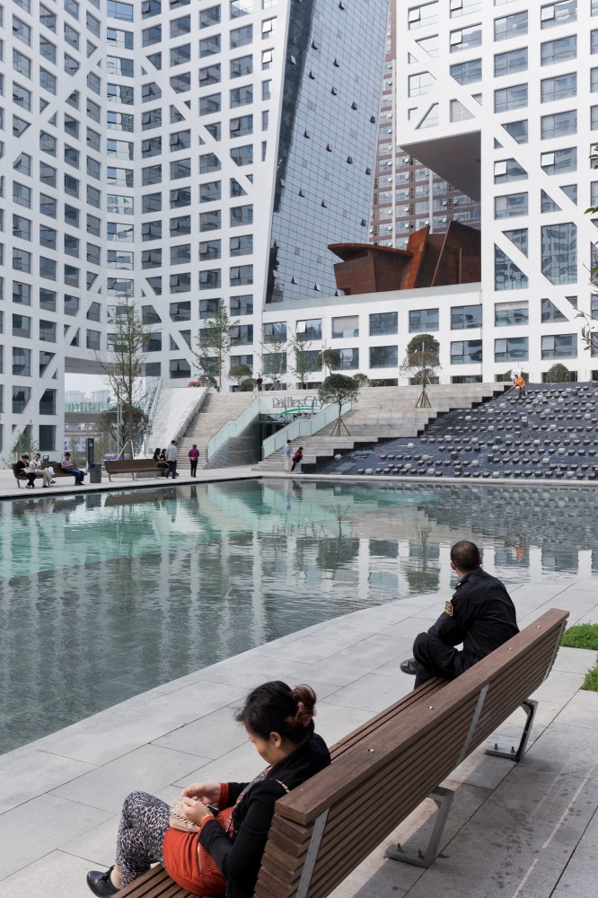 Steven Holl Architects complete Sun-shaped Micro-City in Chengdu