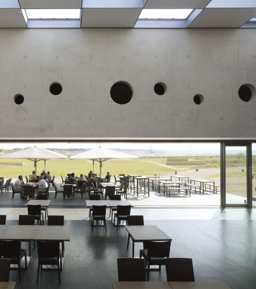 Forum:Terra Nova / Lüderwaldt Architects