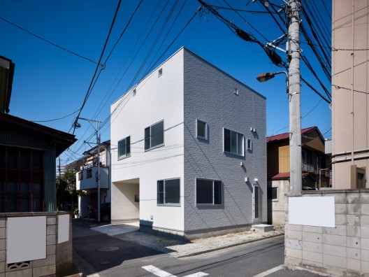© Toshiyuki Yano