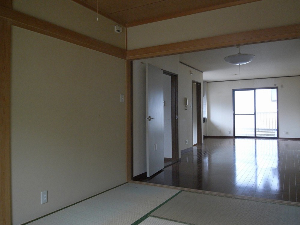 Switch Box in House / Naf Architect & Design