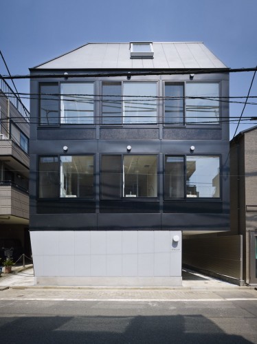© Toshiyuki Yano