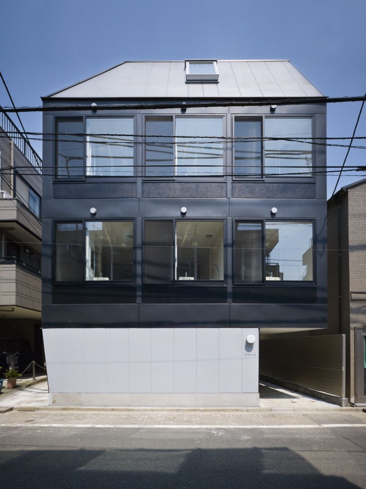 XYYX Apartment / Naf Architect & Design