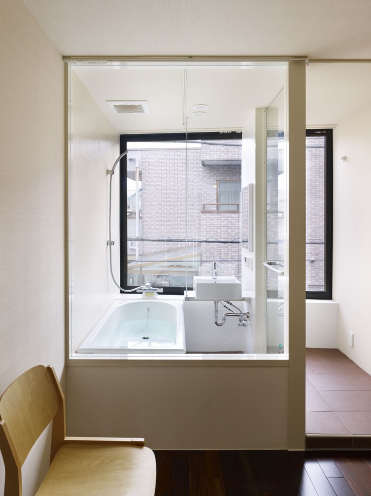 XYYX Apartment / Naf Architect & Design