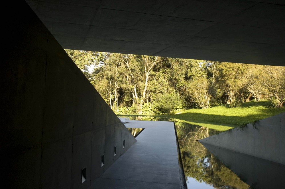 Adriana Varejão Gallery / Tacoa Arquitetos