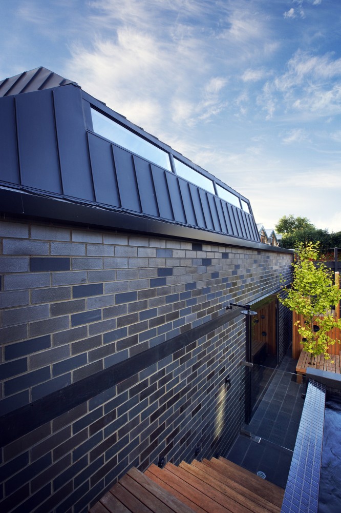 Enclave House / BKK Architects