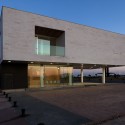 Centro Social / Víctor García Martínez Arquitecto Centro Social / Víctor García Martínez Arquitecto © Diego Opazo