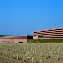 Bodega Campo Viejo / Ignacio Quemada Arquitectos Bodega Campo Viejo / Ignacio Quemada Arquitectos © Duccio Malagamba