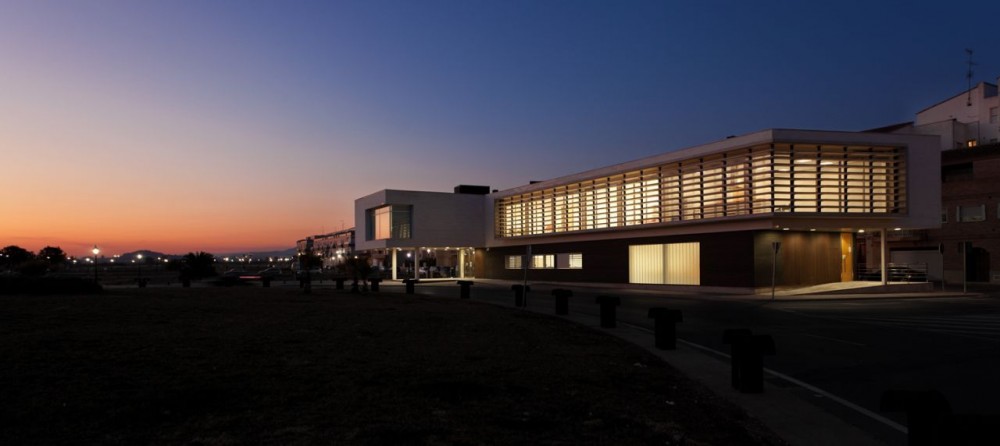 Social Center / Víctor García Martínez Arquitecto