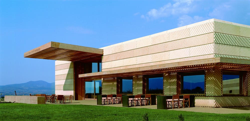Campo Viejo Winery / Ignacio Quemada Arquitectos