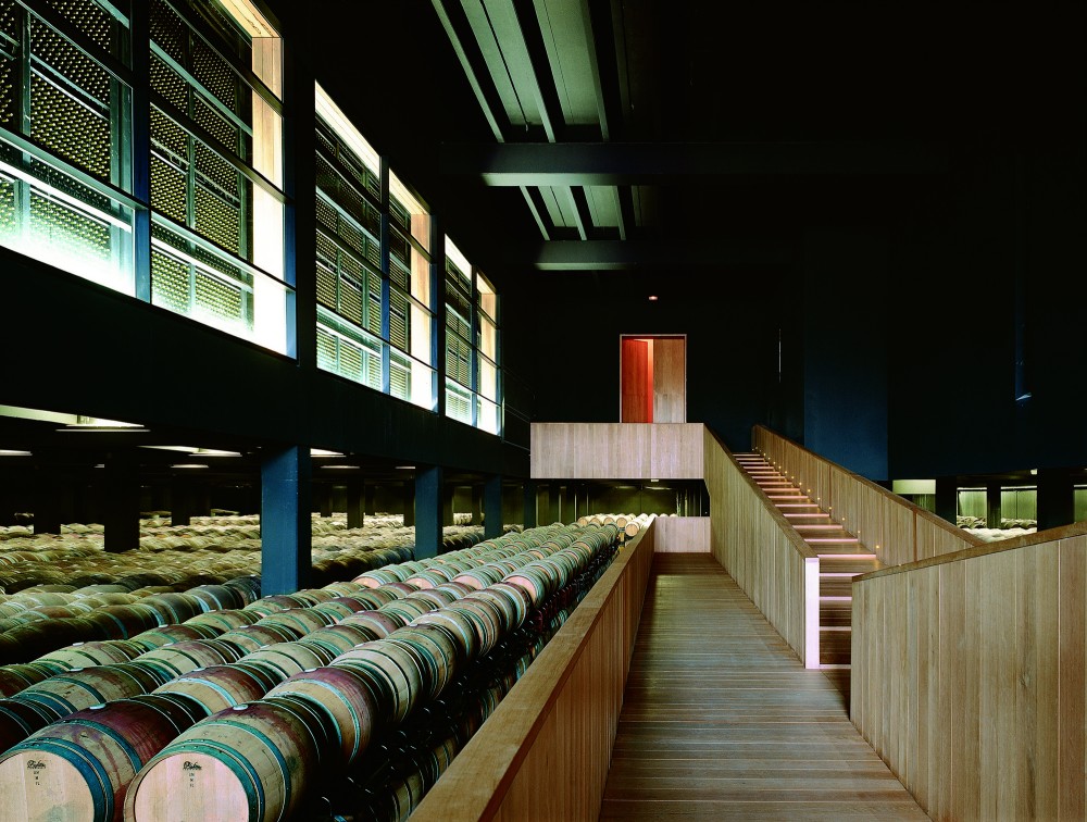 Campo Viejo Winery / Ignacio Quemada Arquitectos