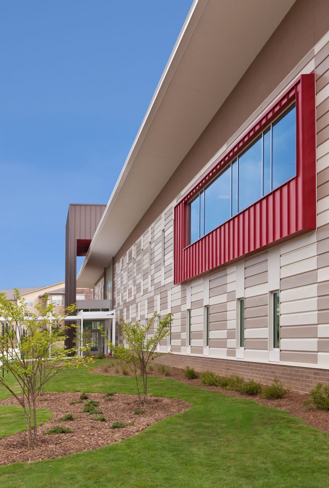Adamsville Regional Health Center / Stanley Beaman & Sears