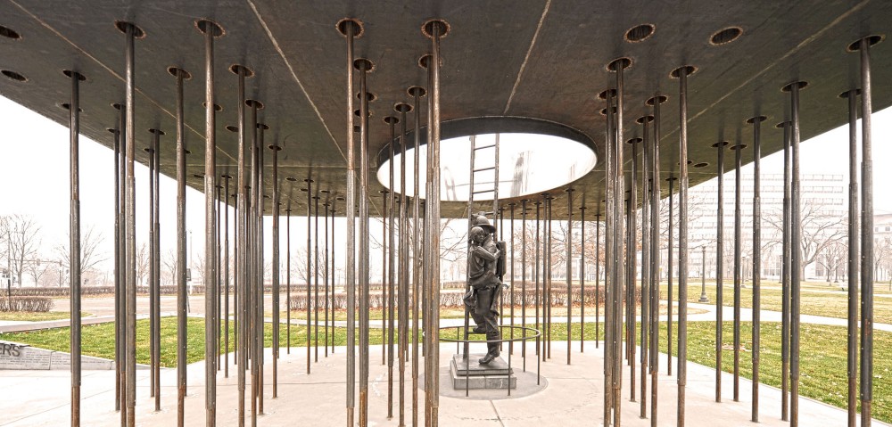 Minnesota Fallen Firefighters Memorial / Leo A Daly