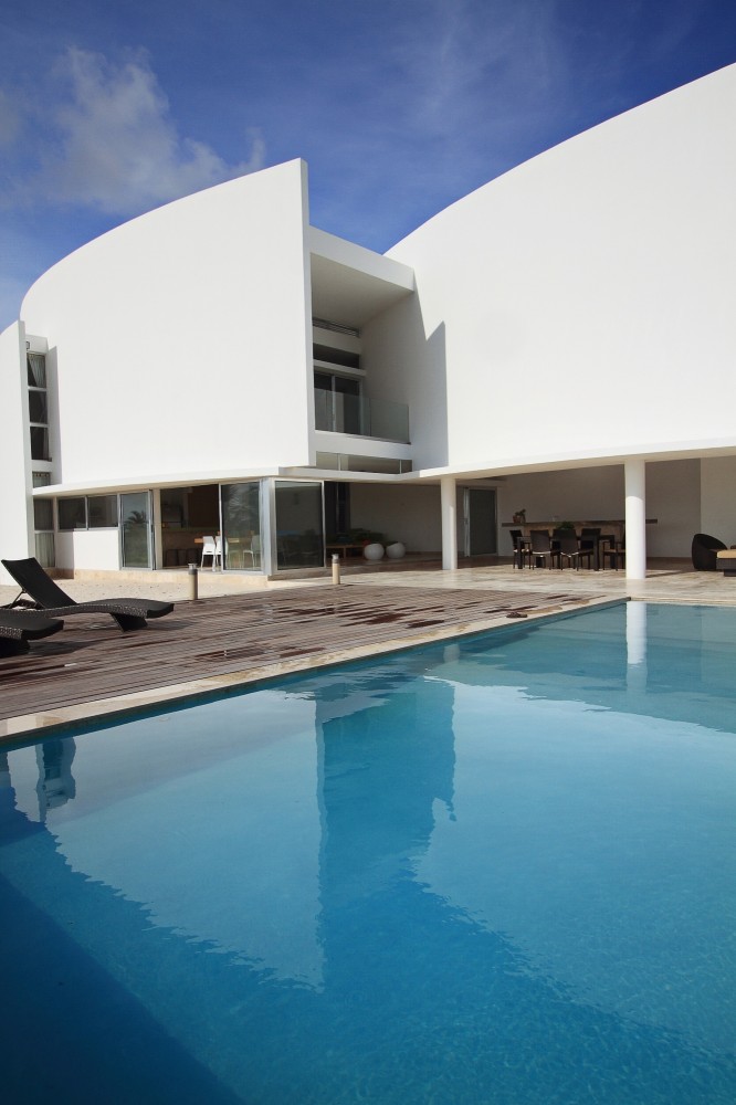 OB Houses / Seijo Peon Arquitectos