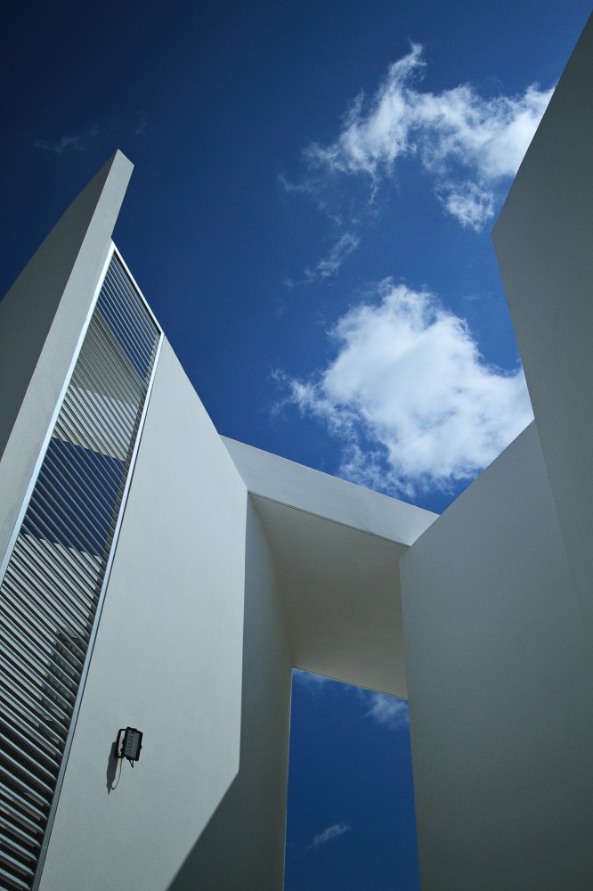 OB Houses / Seijo Peon Arquitectos