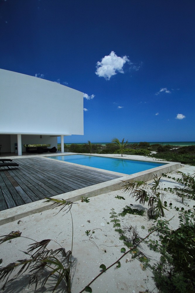 OB Houses / Seijo Peon Arquitectos