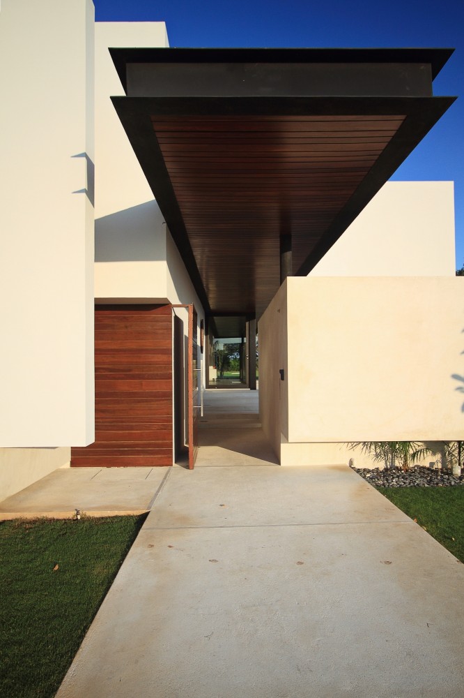 MCC House / Seijo Peon Arquitectos