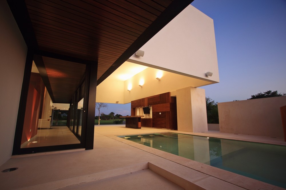 MCC House / Seijo Peon Arquitectos