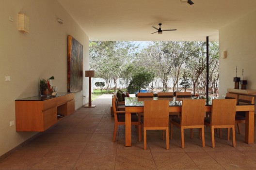 Courtesy of Seijo Peon Arquitectos