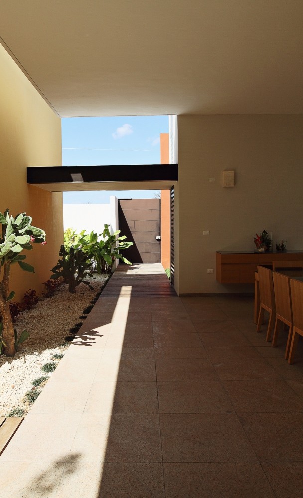 ES1 House / Seijo Peon Arquitectos