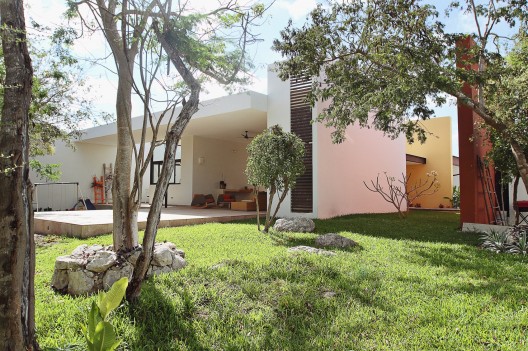 Courtesy of Seijo Peon Arquitectos