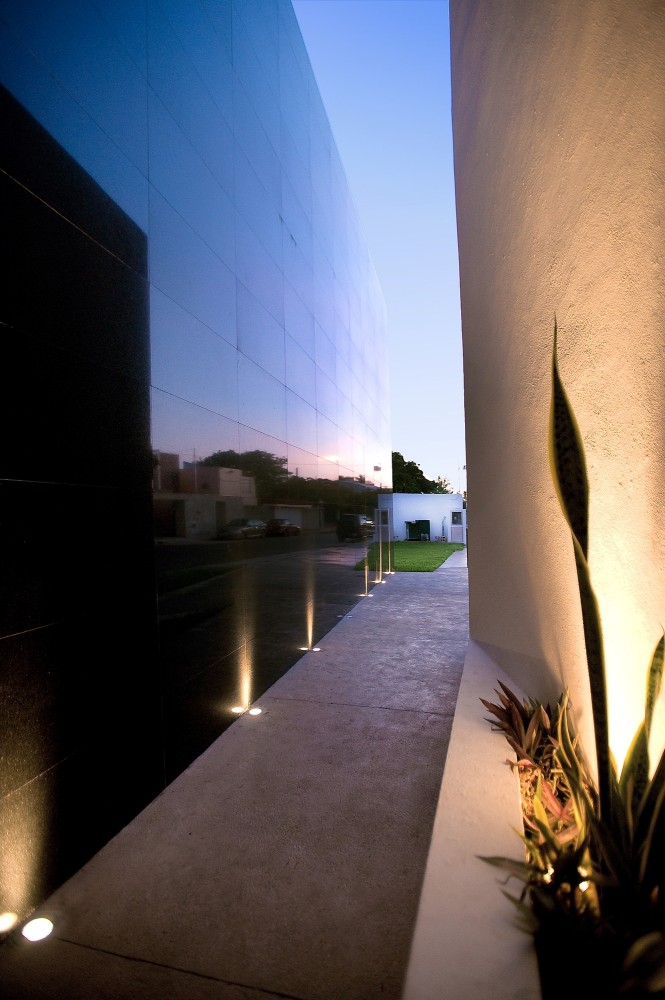 Macrocel / Seijo Peón Arquitectos